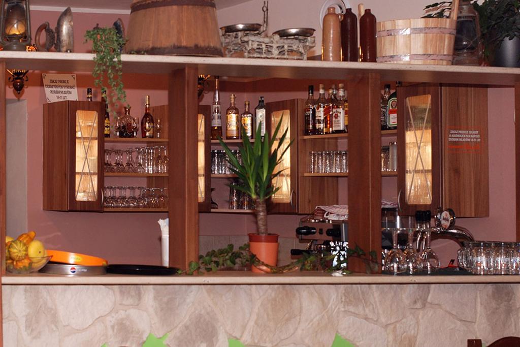 Gloria Hotel Olomouc Bagian luar foto